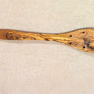 Pfannenwender mit Löchern – Olivenholz, 30 cm